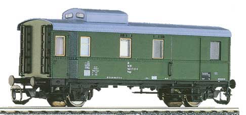 Freight baggage car Pwgs-41<br /><a href='images/pictures/Tillig/13472.jpg' target='_blank'>Full size image</a>